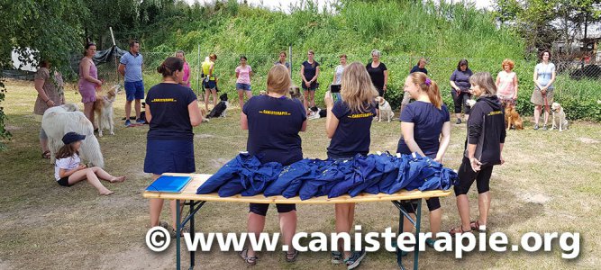Výcvik canisterapeutickýc...
